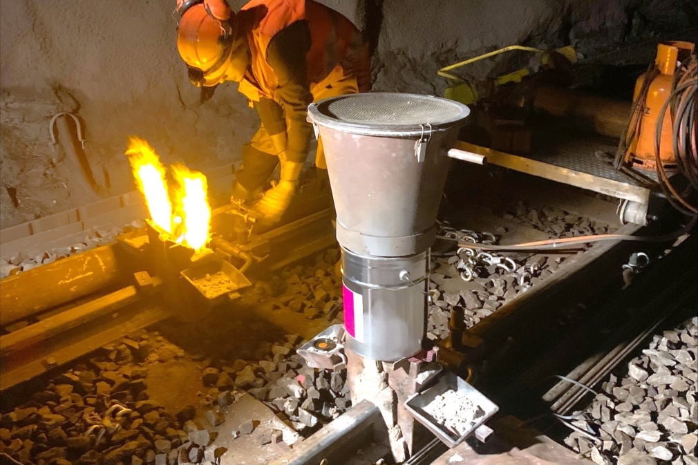 Nachhaltige-Technik-Akkubetrieb-im-Tunnel-und-Gleisbau_web