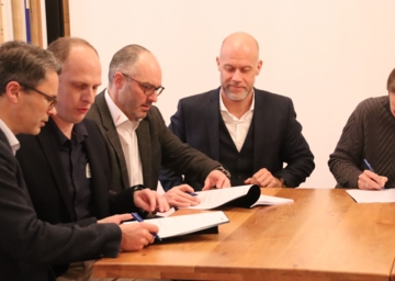 RDB_Vertragsunterzeichnung